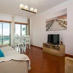 Globe 45 - Location & The Strip Albufeira